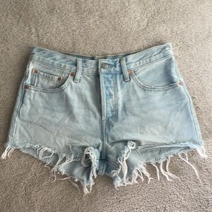501 Levi’s women’s shorts